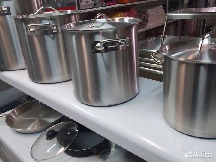 Кастрюля из нержавейки 2,7 литра