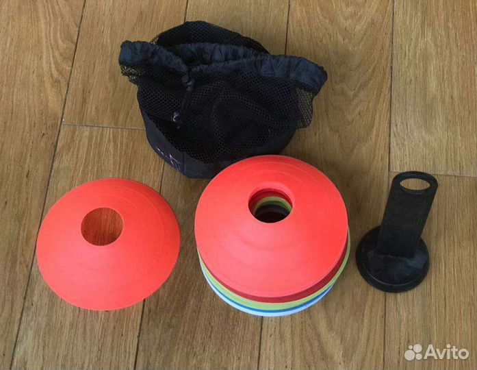 Футбольные конусы