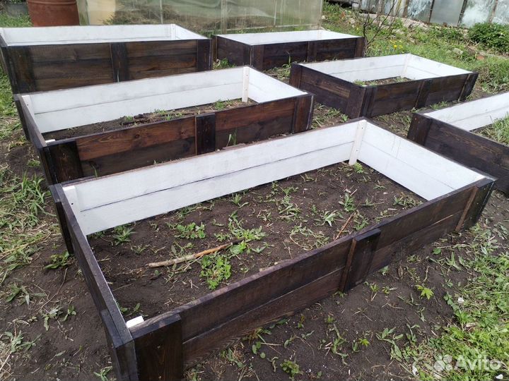 Высокие грядки из дерева