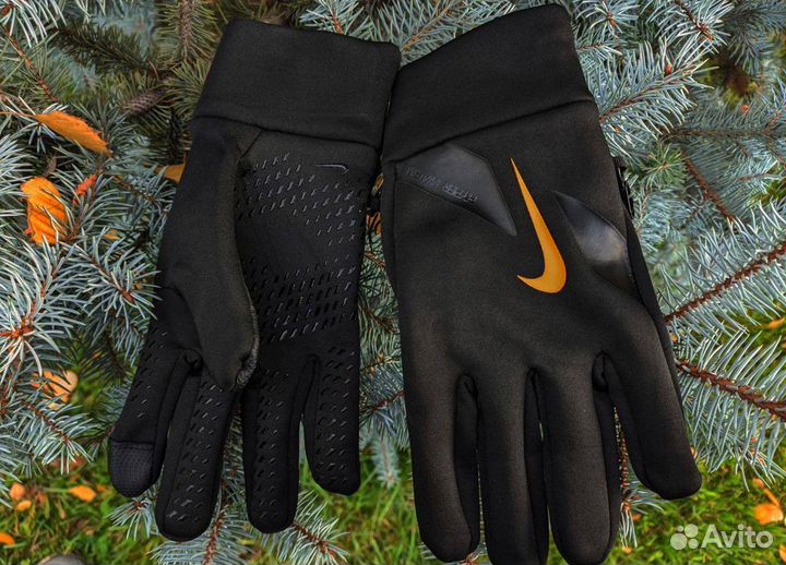 Перчатки nike hyperwarm