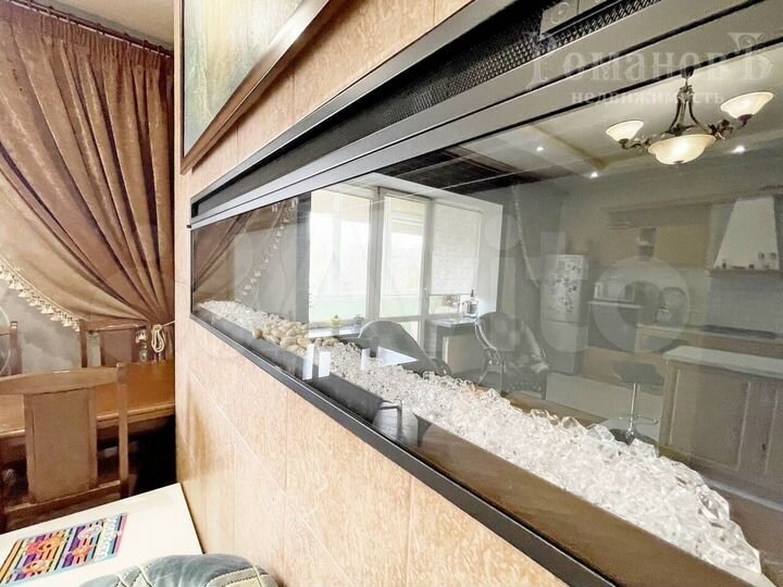 4-к. квартира, 168,3 м², 2/8 эт.