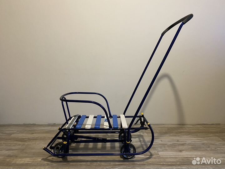 Детские санки на колесах