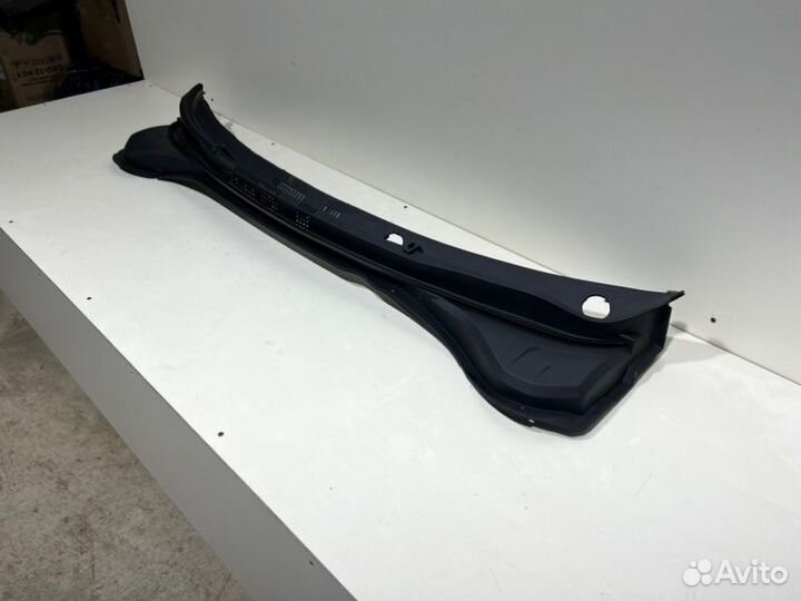 Панель под дворники(жабо) передний Hyundai Solaris