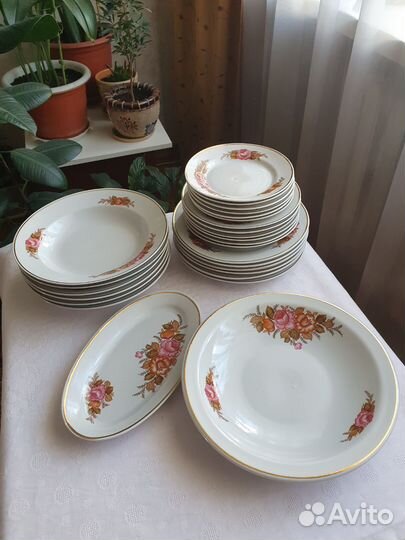 Сервиз столовый завод Пролетарий