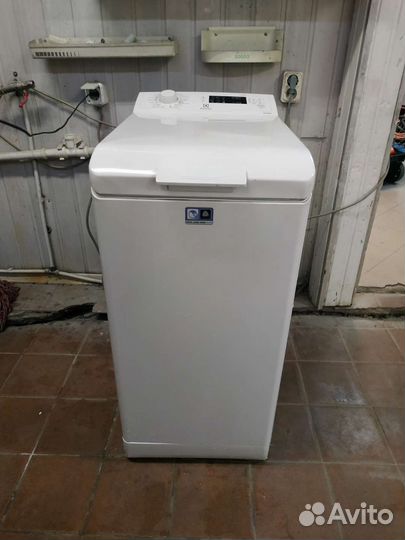 Стир. машина вертикальная. Electrolux. Доставка