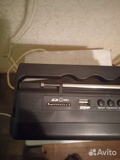 Радиоприемник Supra ST-124