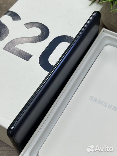 Samsung Galaxy S20 FE, 8/128 ГБ