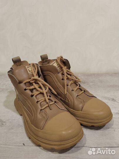 Ботинки демисезонные 36