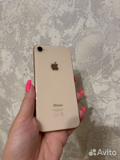 iPhone 8, 64 ГБ
