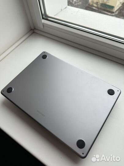 Macbook air 13 2022 m2