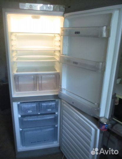 Whirlpool WBR 32, 2-хкамерный, высота 1.65 м, б/у