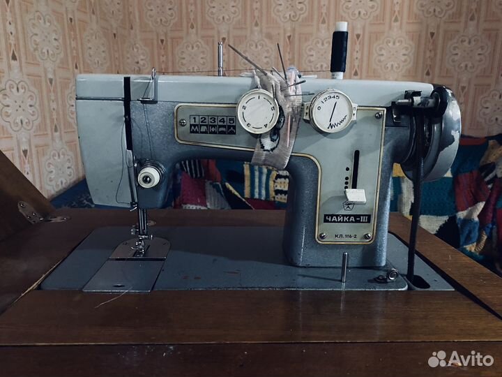 Швейная машина Чайка 3