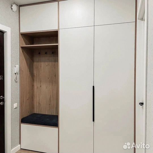 Прихожая (белый двухстворчатый шкаф + ниша)