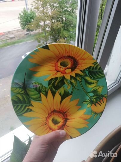 Блюдо - тарелка с подсолнухами