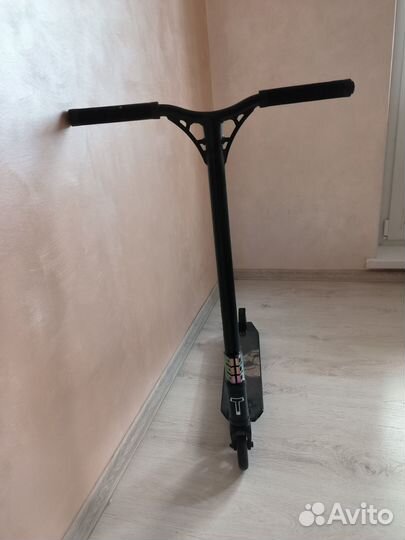 Трюковой самокат Сomrade в связи с Tech tim