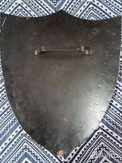 Рыцарский щит