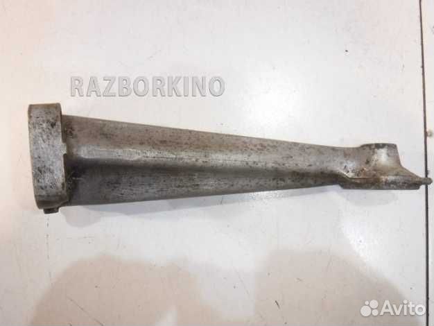 Кронштейн двигателя