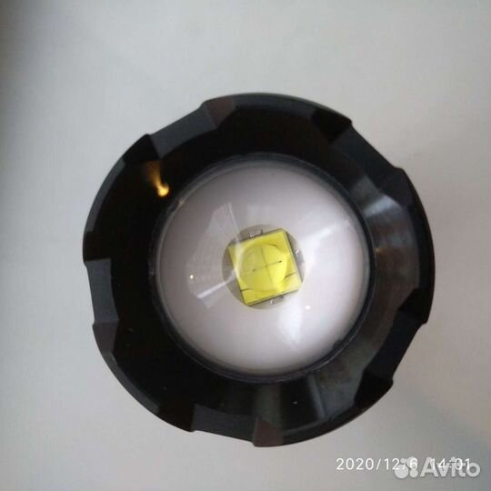 Новый мощный фонарь XHP50.2