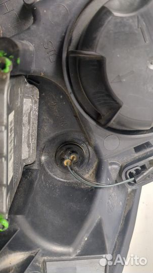 Фара (передняя) Buick Enclave, 2010