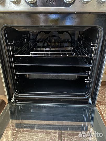 Плита электрическая Hotpoint Ariston