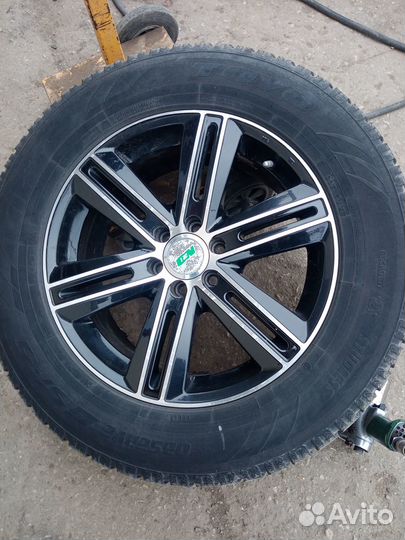 Toyo Observe GSi-5 265/60 R18