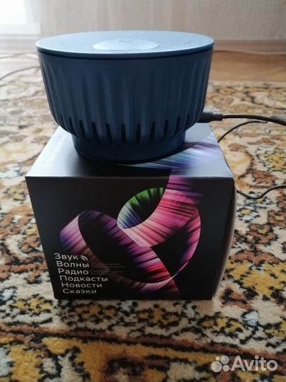 Умная колонка Сбер Салют