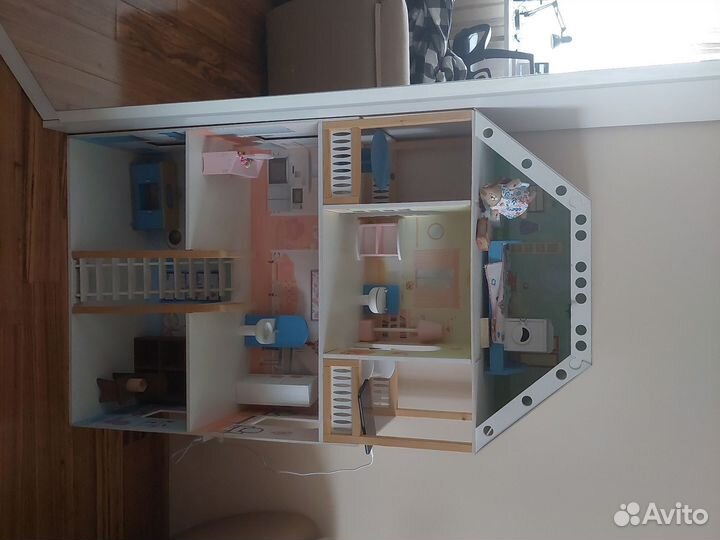 Детский игровой домик из дерева