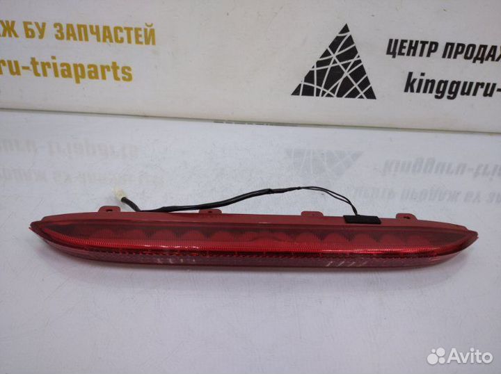 Стоп-сигнал дополнительный Hyundai Santa Fe 4 TM