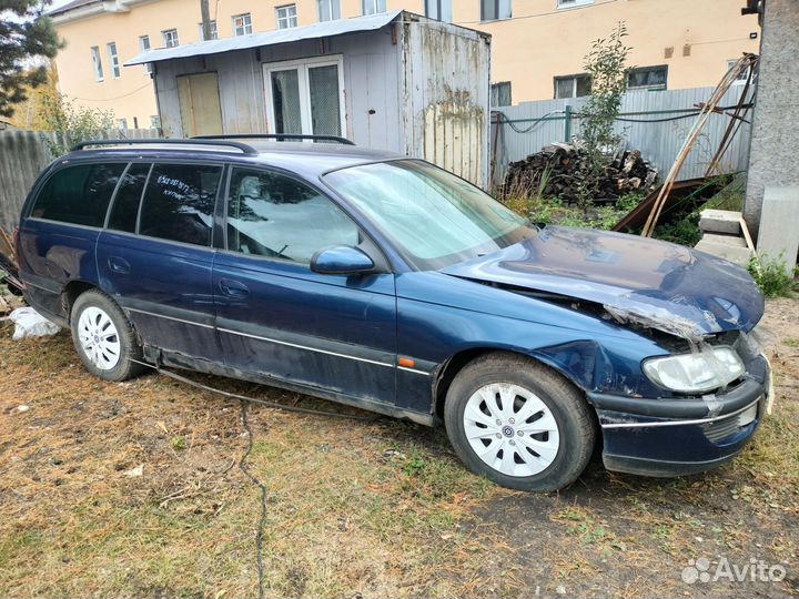 Opel caravan2.5