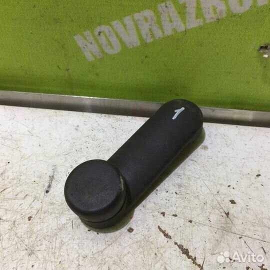 Ручка стеклоподъемника Опель Вектра А