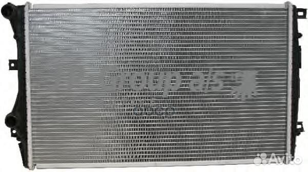 Радиатор водяной системы охлаждения двигателя 1