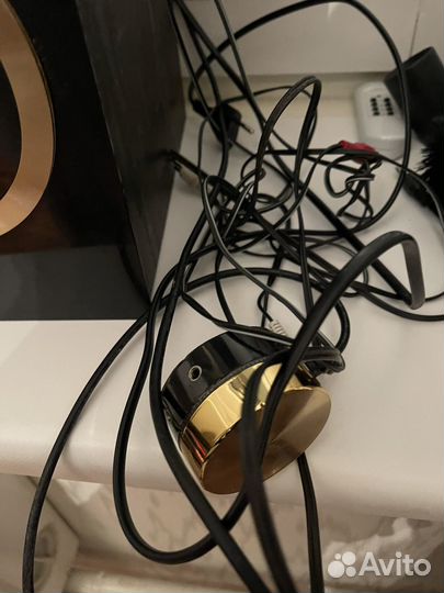 Колонки от музыкального центра и сабвуфер