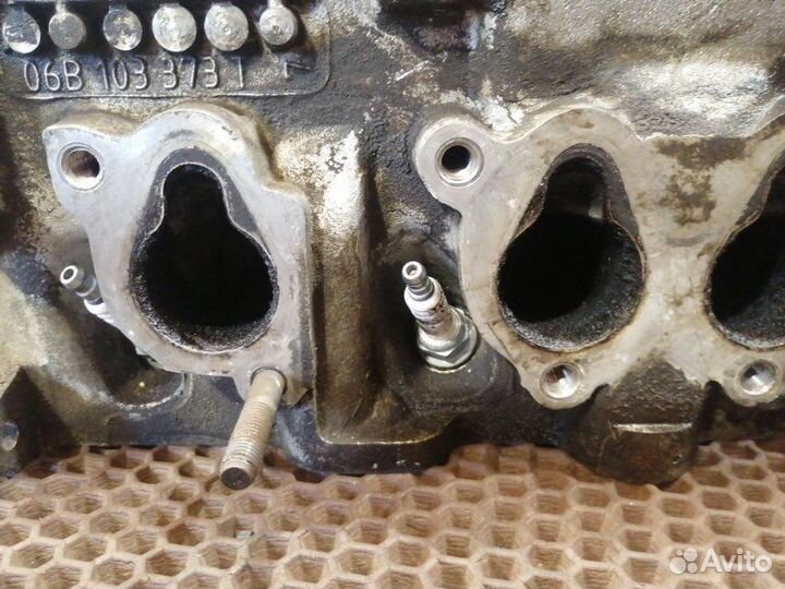 Головка блока цилиндров Volkswagen Golf 6 BSE 1.6