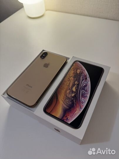 iPhone Xs, 64 ГБ
