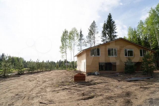 Коттедж 340 м² на участке 19 сот.