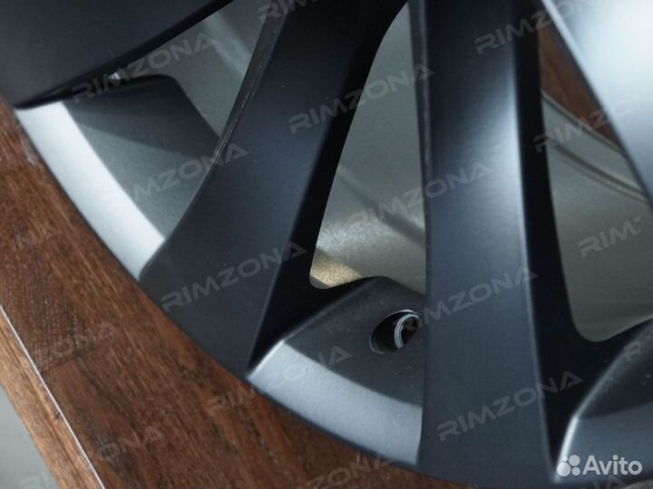 Литые диски R19 на Volkswagen. Арт2445