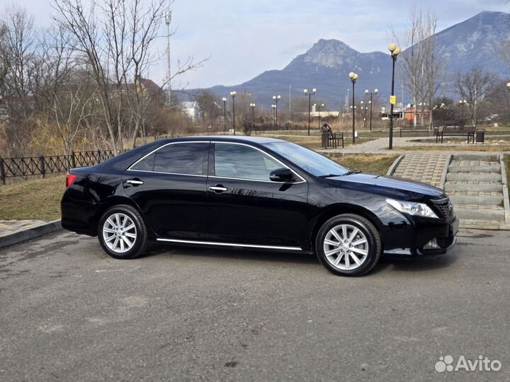 Toyota Camry 2.5 AT, 2014, 17 500 км