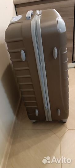 Чемоданы бу