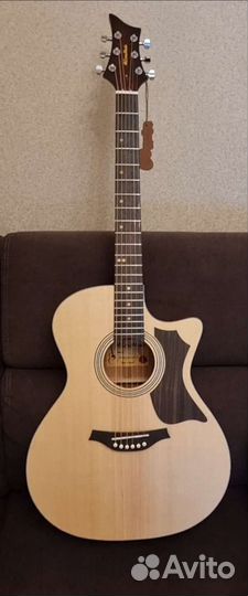 Акустическая гитара