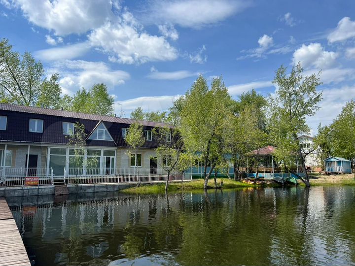 Гостиница, 6637 м²