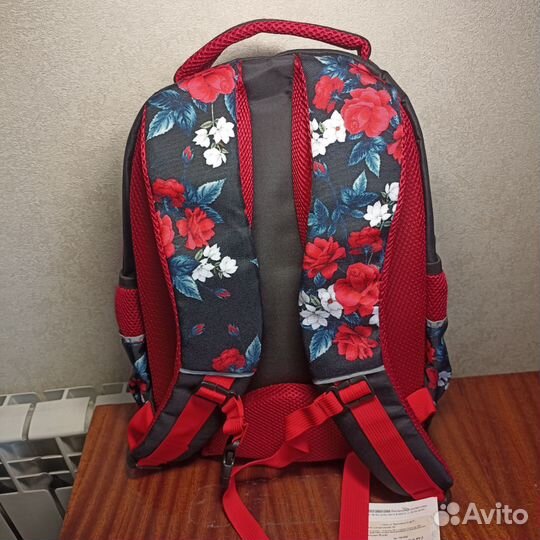 Рюкзак школьный