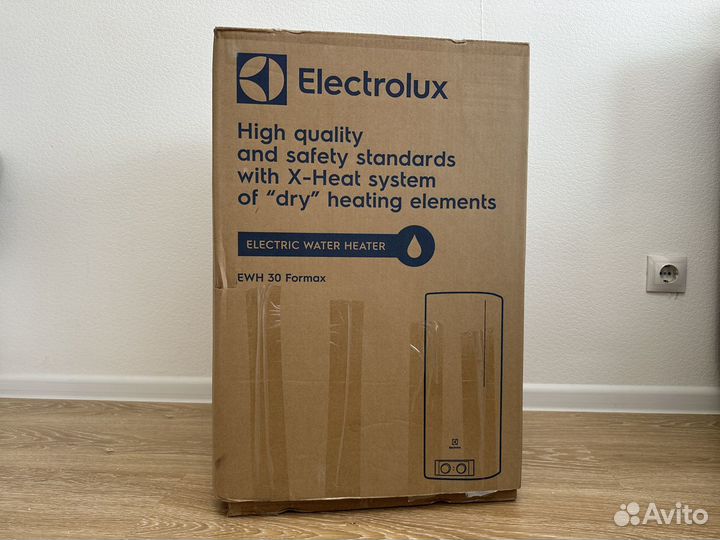 Водонагреватель Electrolux EWH 30 Formax