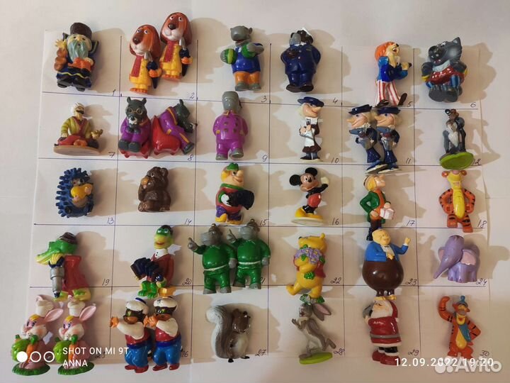 Киндер-сюрприз,ландрин и др. серии