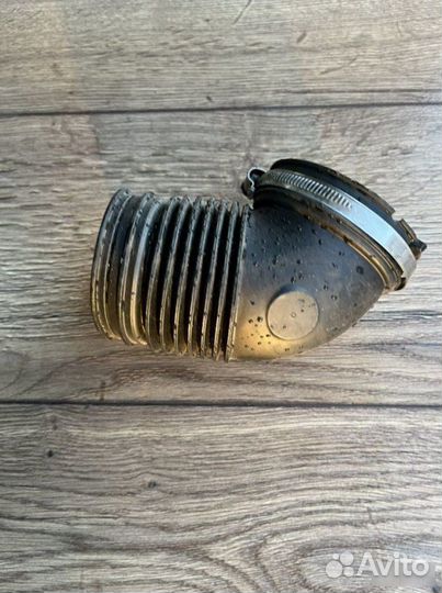 Патрубок воздушного фильтра Bmw 3 E90 2.0