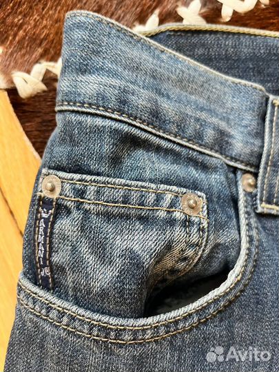 Джинсы armani