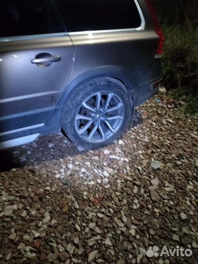 Pirelli Ice Zero 255/45 R20