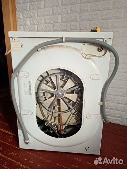Стиральная машина indesit на запчасти или ремонт