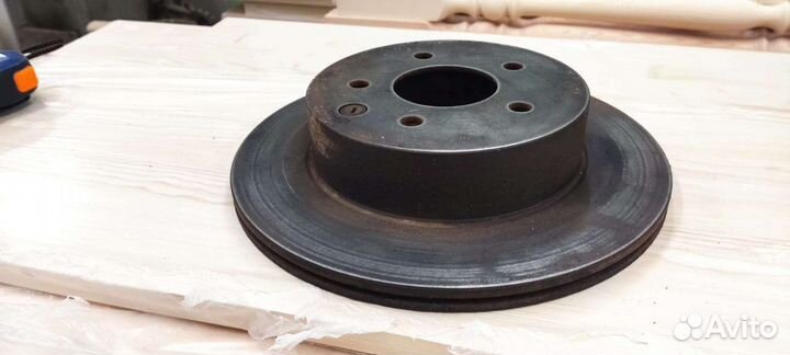 Тормозные диски задние