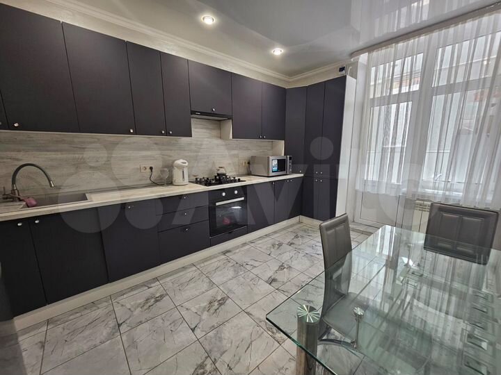 3-к. квартира, 78,2 м², 1/18 эт.