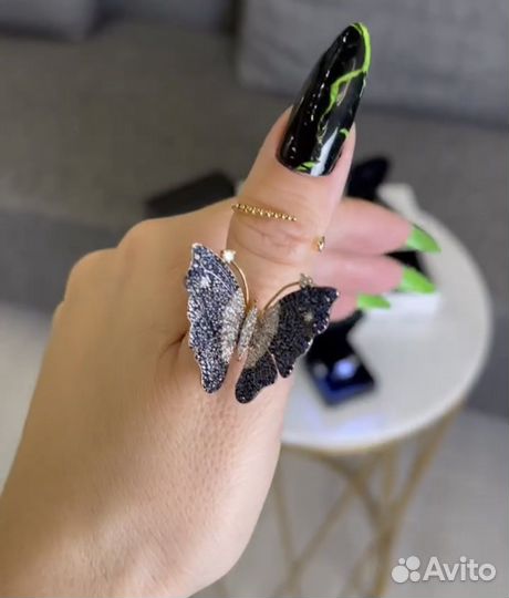 Маникюр,наращивание,педикюр